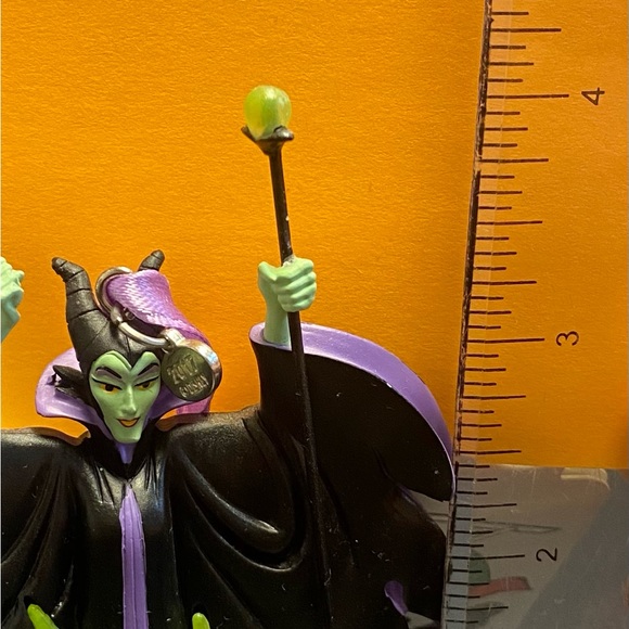 COPY - 2017 Disney’s Maleficent  Sketchbook Ornament - Picture 10 of 10